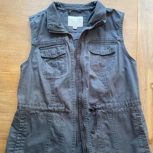 Utility Fashion Vest- charcoal